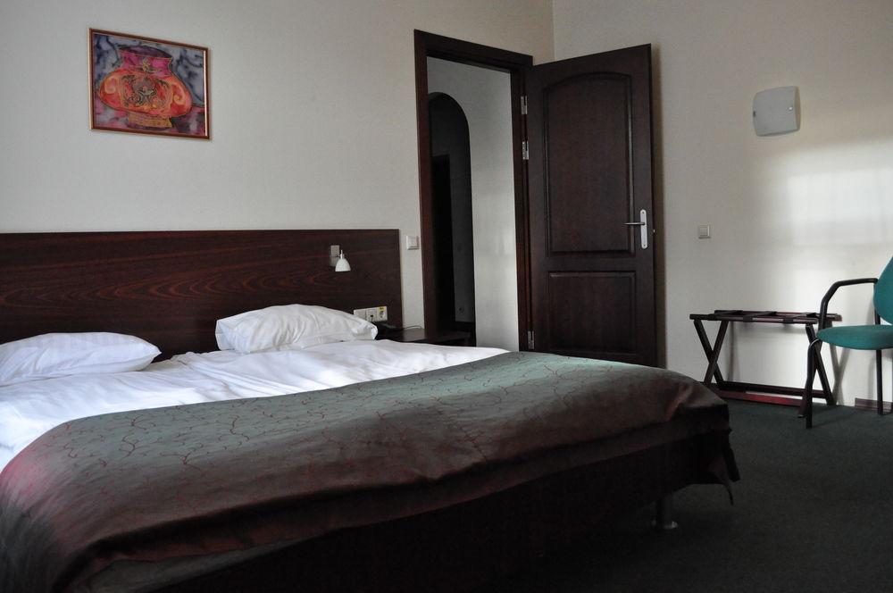 Hotel Albatross Рига Екстер'єр фото